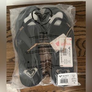 Roxy black thong Flip Flops NWT multiple sizes